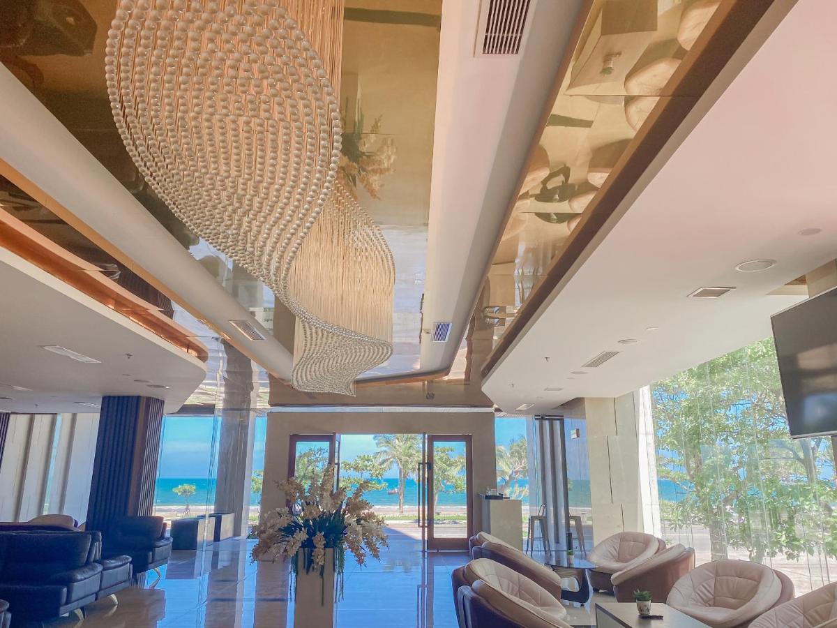 Grand Gold Beach Hotel & Spa Da Nang Exterior photo
