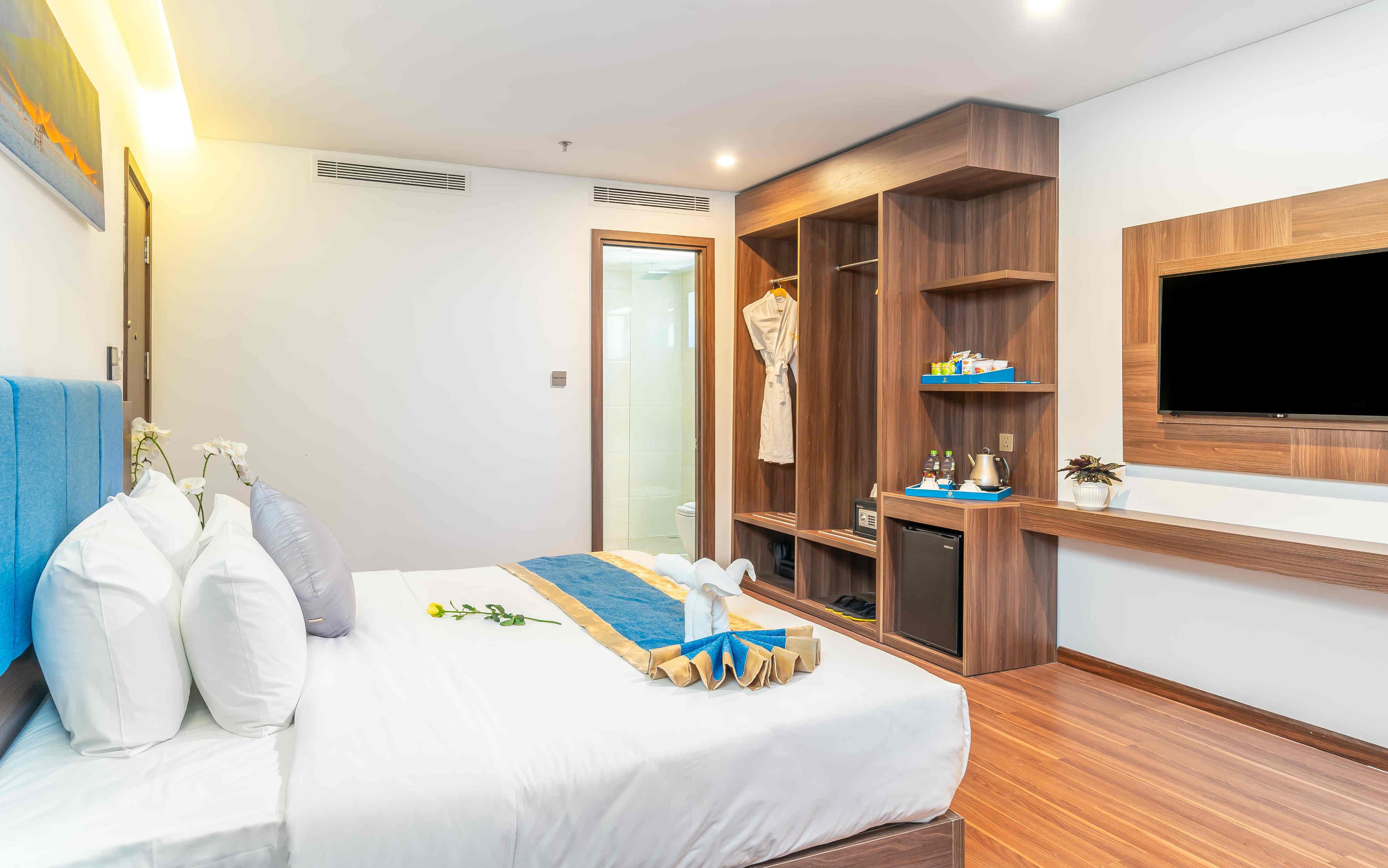 Grand Gold Beach Hotel & Spa Da Nang Exterior photo