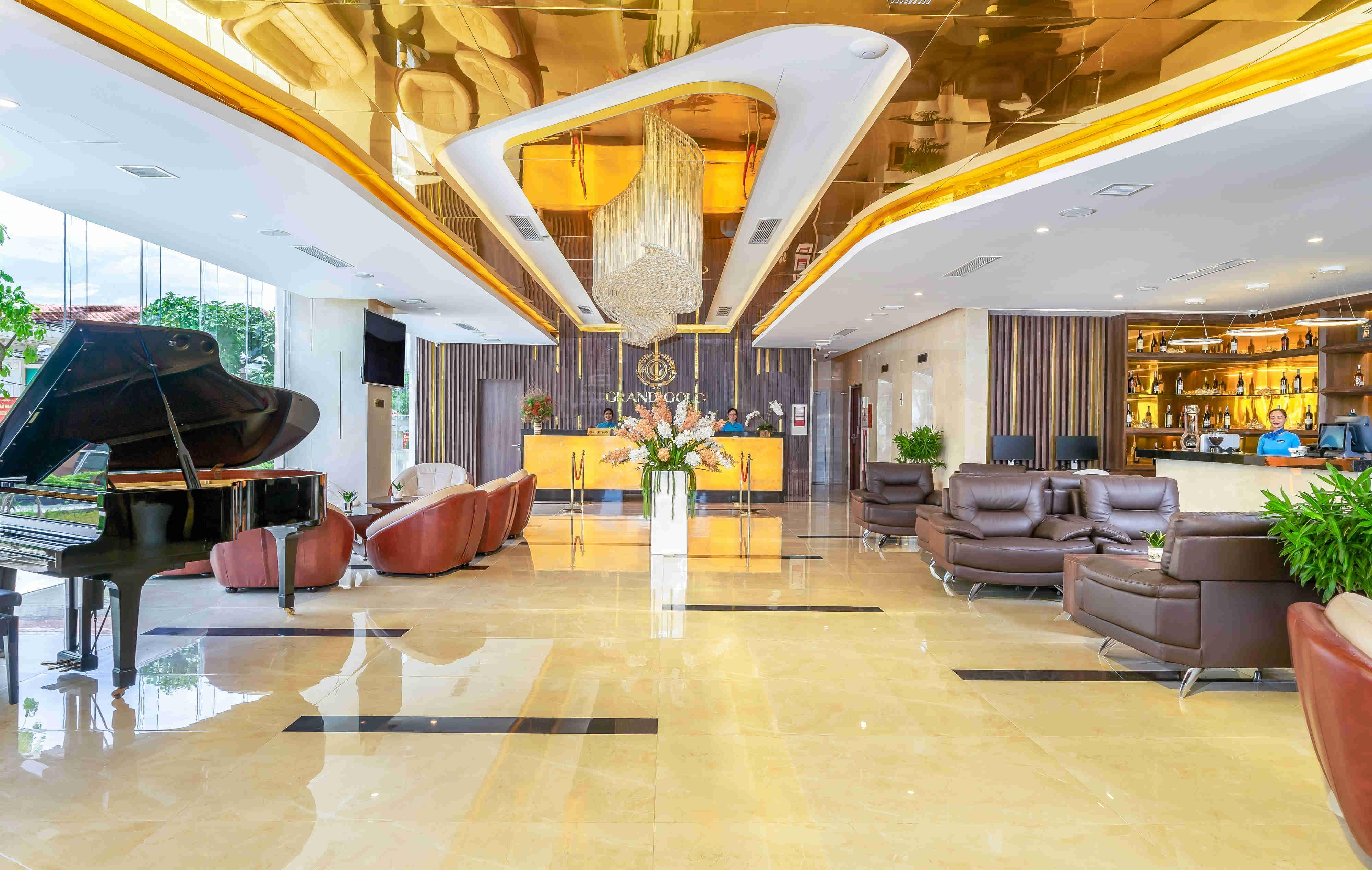 Grand Gold Beach Hotel & Spa Da Nang Exterior photo