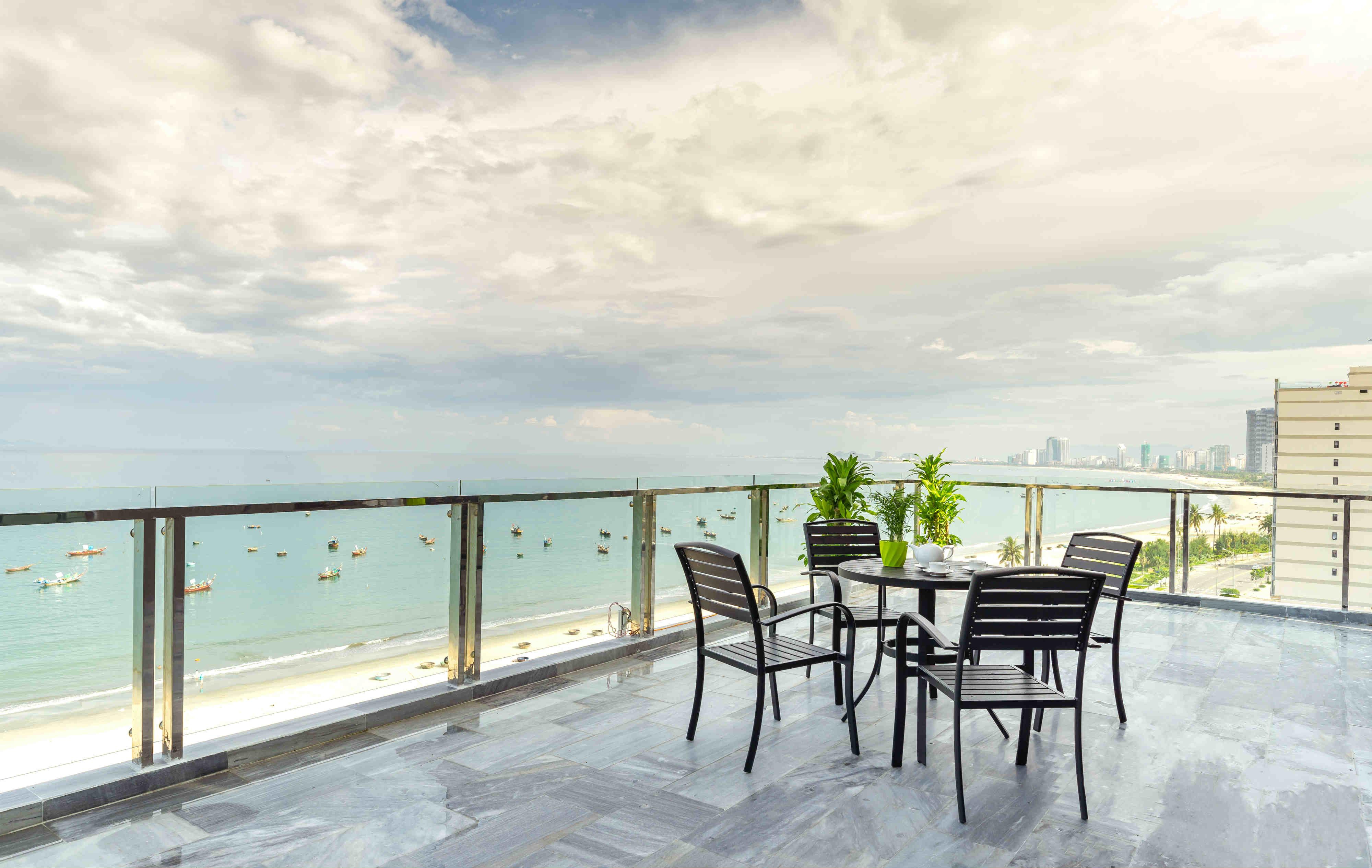 Grand Gold Beach Hotel & Spa Da Nang Exterior photo