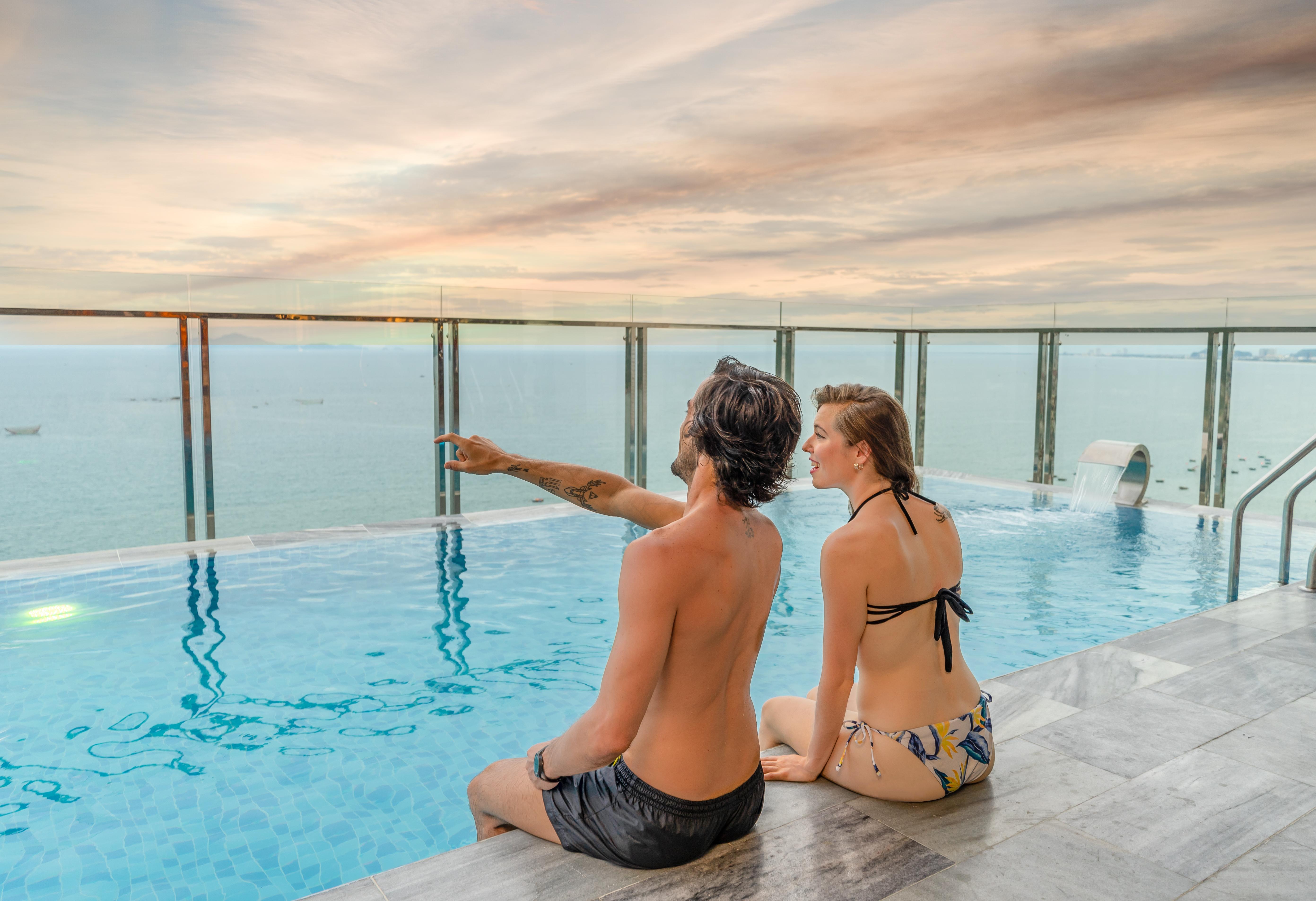 Grand Gold Beach Hotel & Spa Da Nang Exterior photo