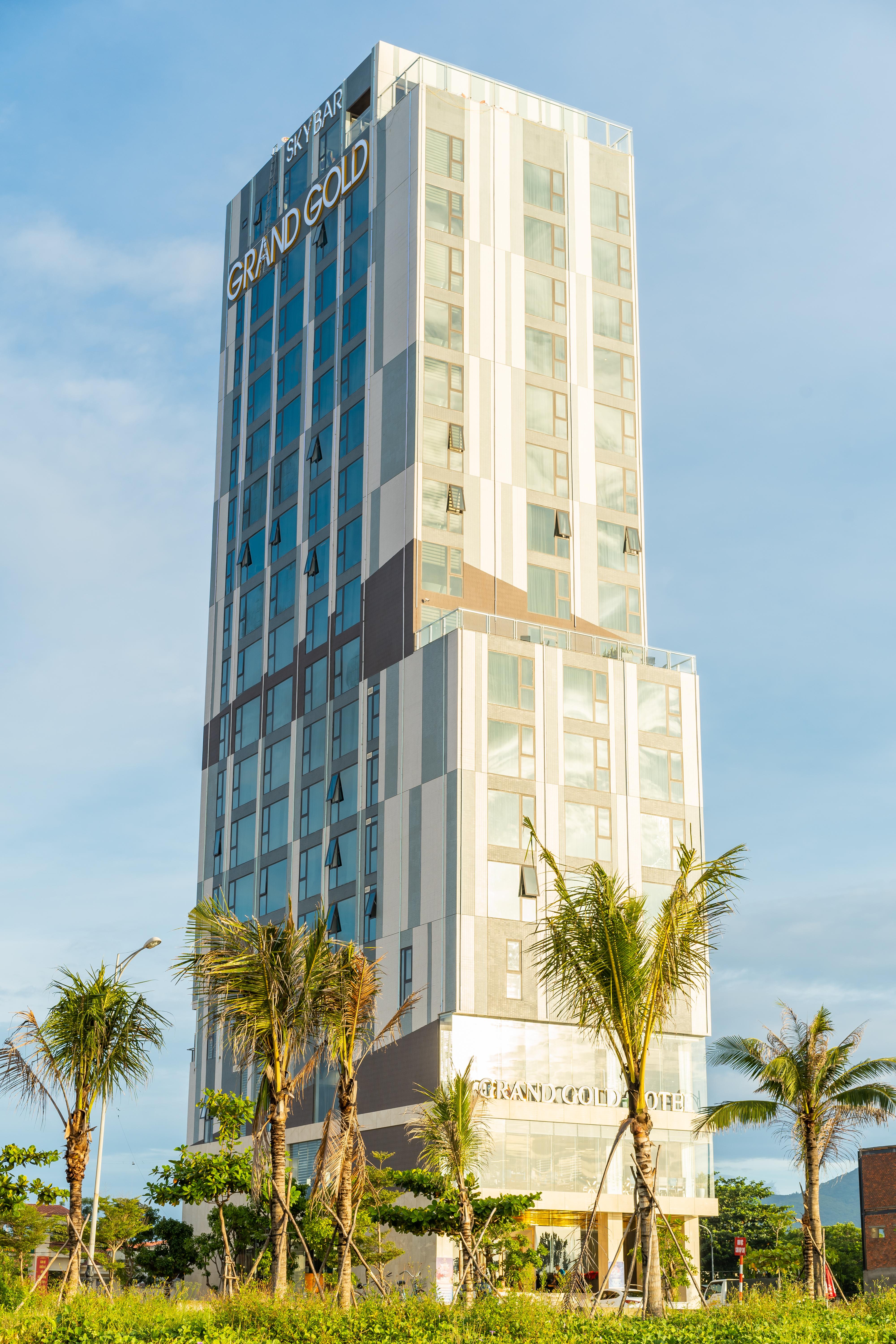 Grand Gold Beach Hotel & Spa Da Nang Exterior photo