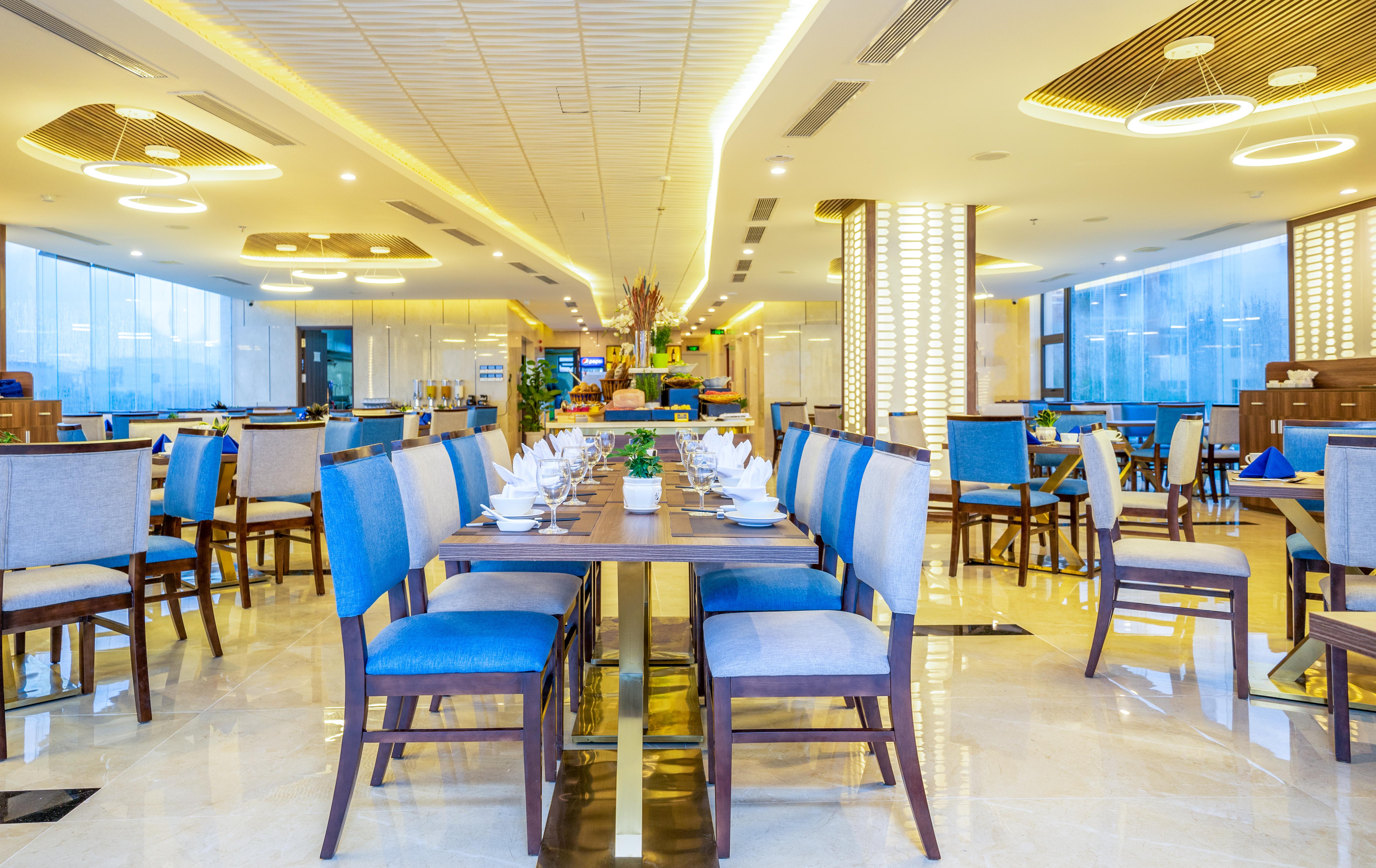 Grand Gold Beach Hotel & Spa Da Nang Exterior photo