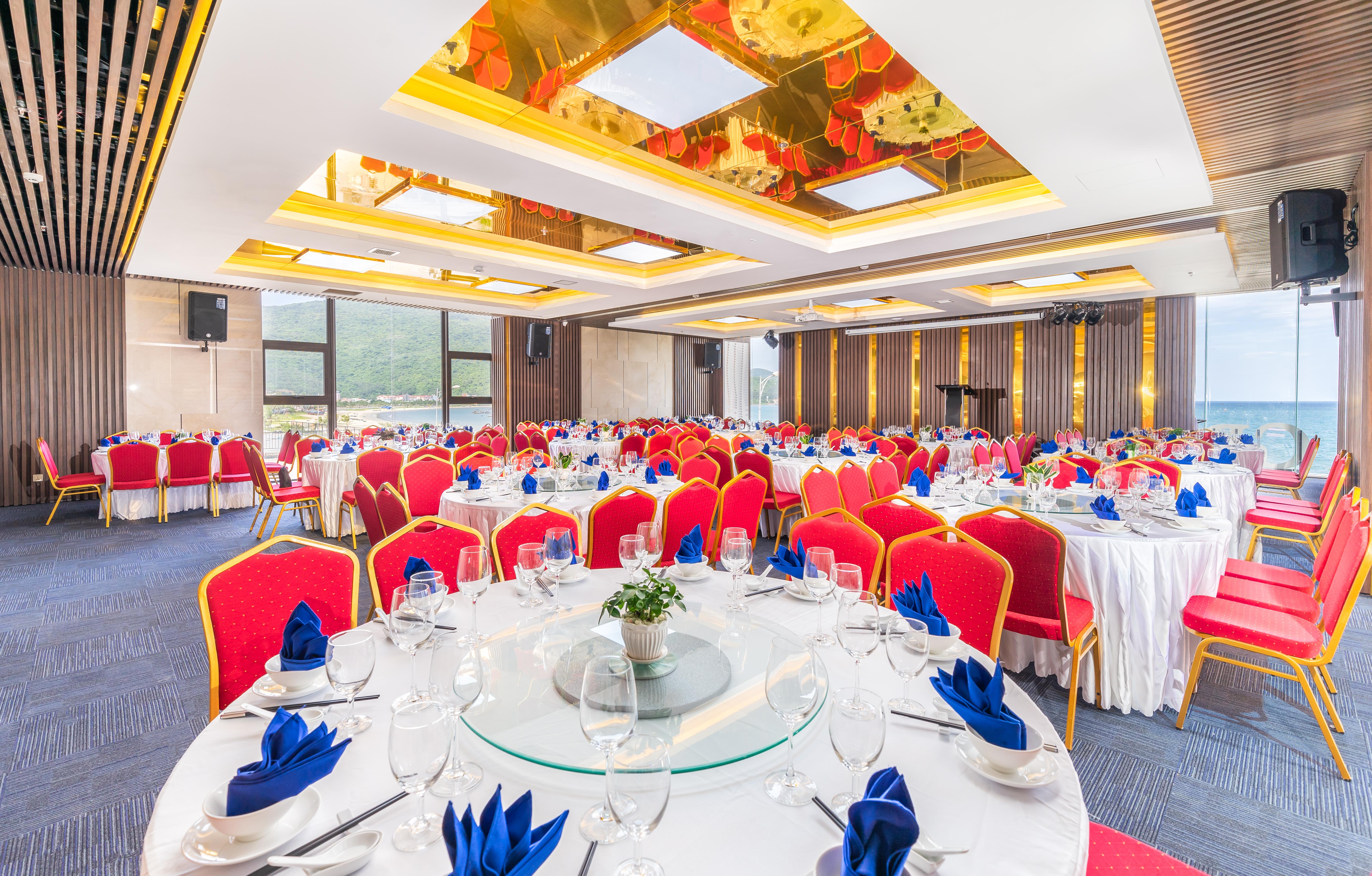 Grand Gold Beach Hotel & Spa Da Nang Exterior photo